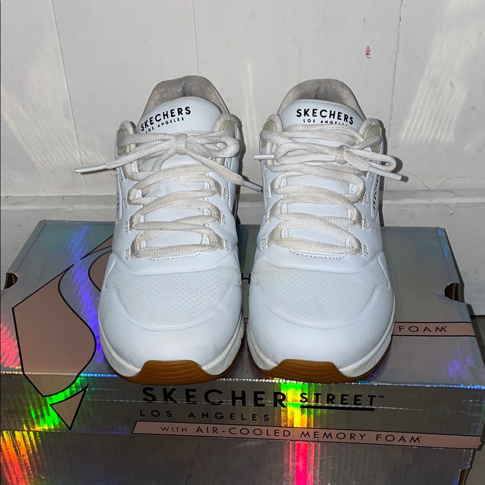 Skechers White and Tan Sneakers